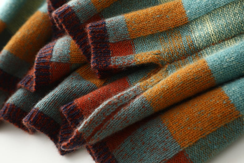 Elise Leroy™ | Cosy Checked Jumper