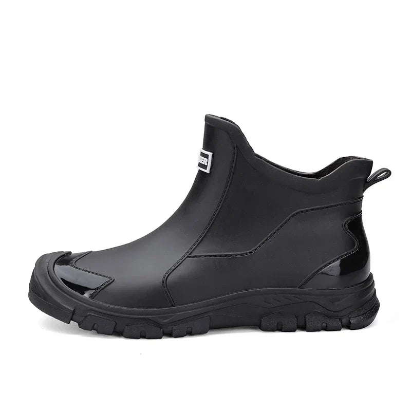 Blackthorn Crest™ | Waterproof Rain Boots