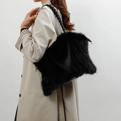 Charlotte Ashbury™ | The Day-to-Dusk Velvet Tote