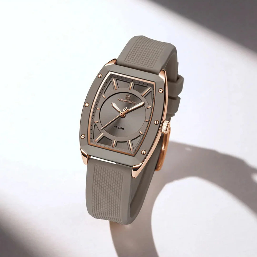 Tessa Vale™ | The Rosehaven Lume Watch