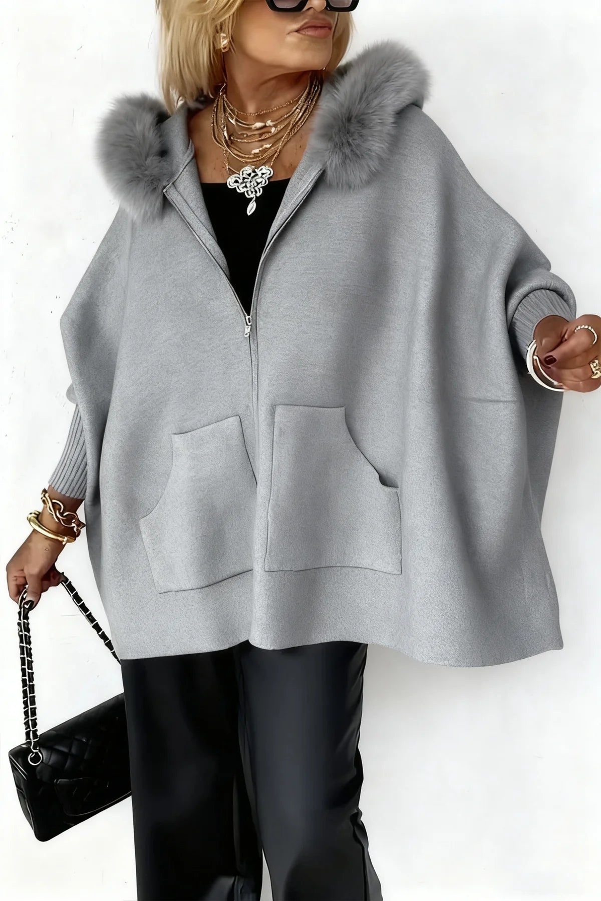 Elara Wren™ | The Windsor Pink Cape