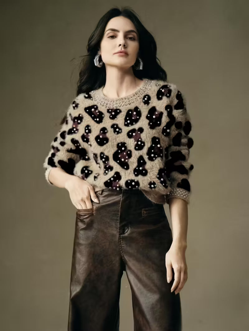 Talia Blyth™ | The Rosendale Chic Pullover