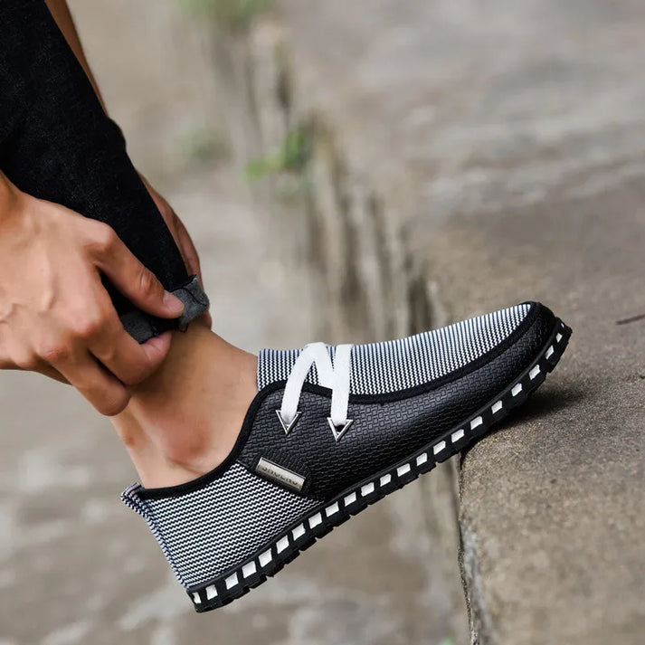 Windsor Walk™ | OrthoComfort Woven Trainers