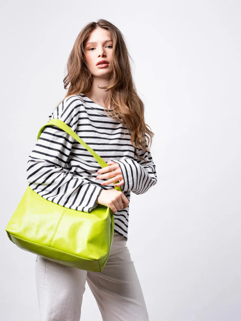 Cavell Rose™ | The London Muse Bag
