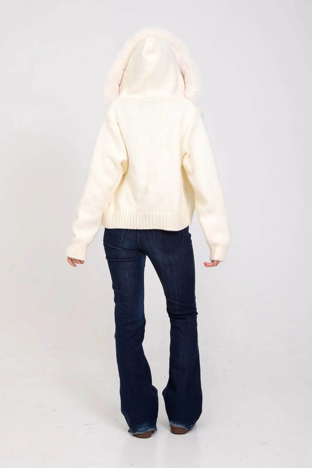 Aveline Hartwell™ | The ModeChange Jacket
